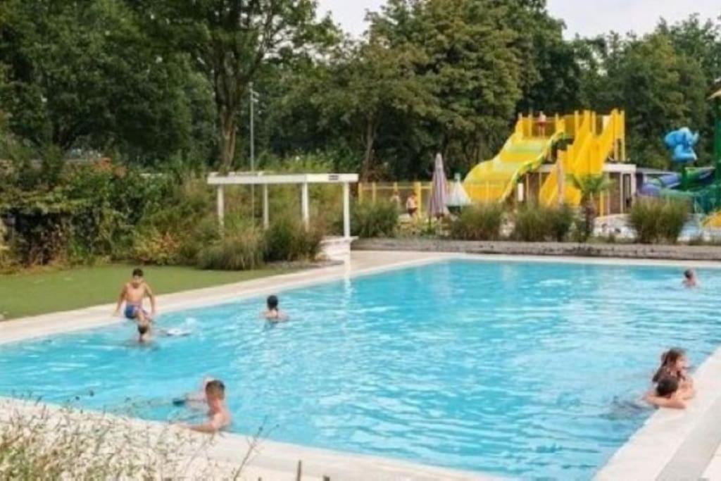 Camping De Pallegarste Chalet 119 Marienberg المظهر الخارجي الصورة